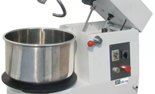 Vente pétrin à spirale pour professionnel à Berny